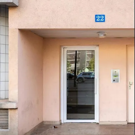 Geneva Terrace Apartment Gaillard
